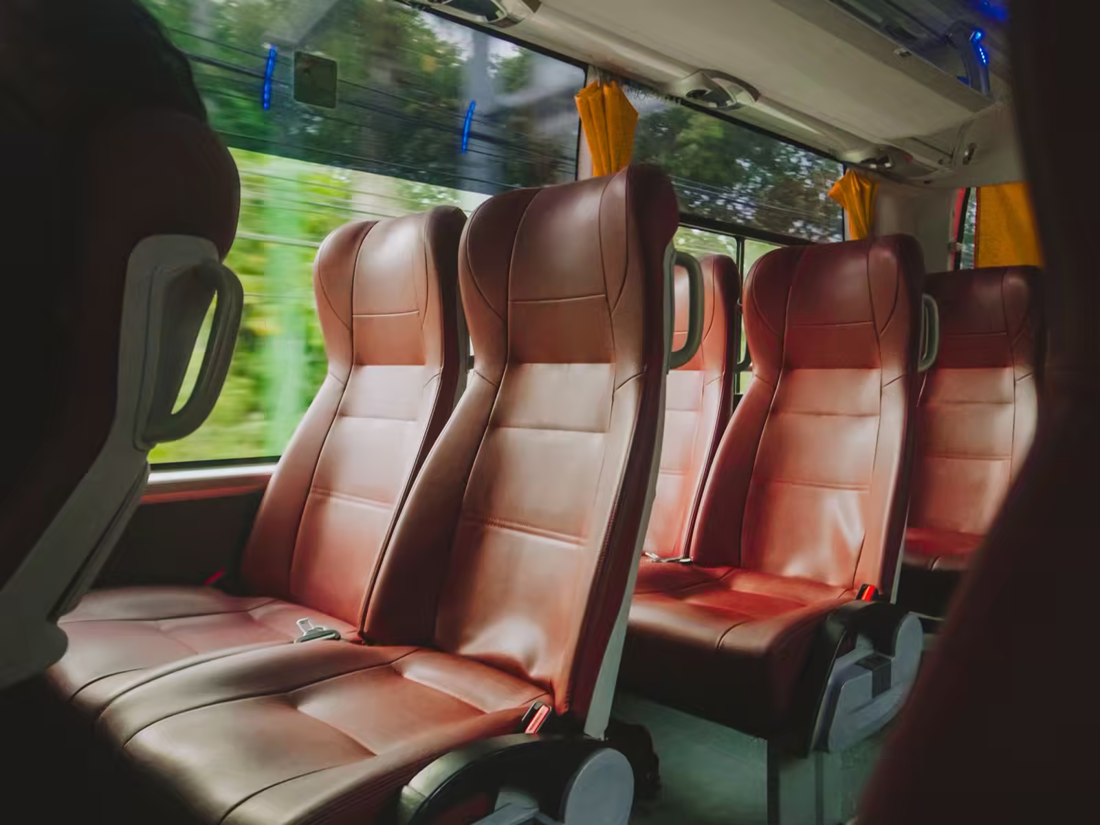 Coach Bus Rental Prices Explained: A Nationwide Cost Breakdown