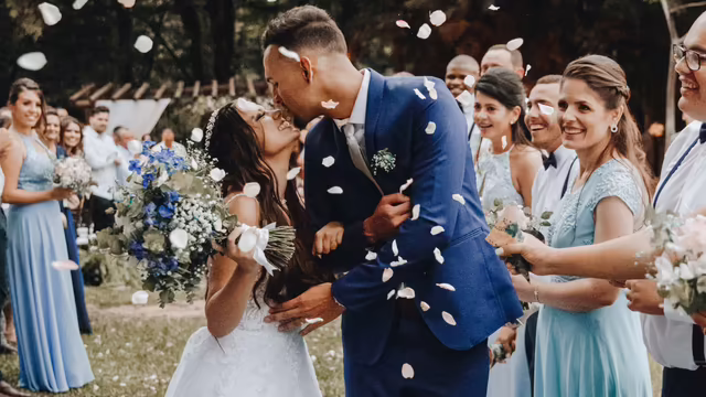 How to Plan Wedding Bus Transportation: A Step-by-Step Guide